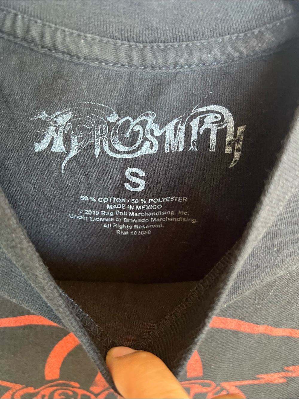 Aerosmith Classic Red Wings Logo Black Rock Tee 2019 size S - Picture 4 of 6